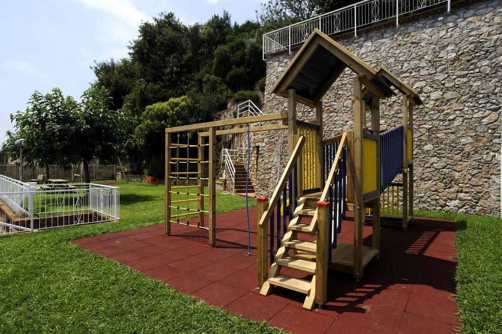 Residence Sant'Anna Pietra Ligure Ngoại thất bức ảnh